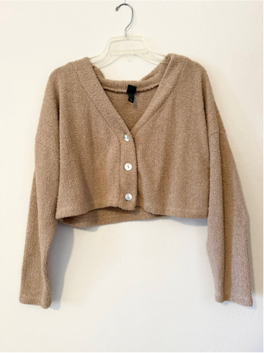 Women's Wild Fable Fuzzy Beige Cropped Cardigan Sweater Size L